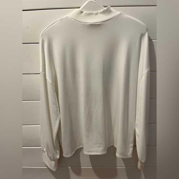 🤍NWOT Reitmans Face Line Art Sweater – XXL – Cream - Picture 8 of 10